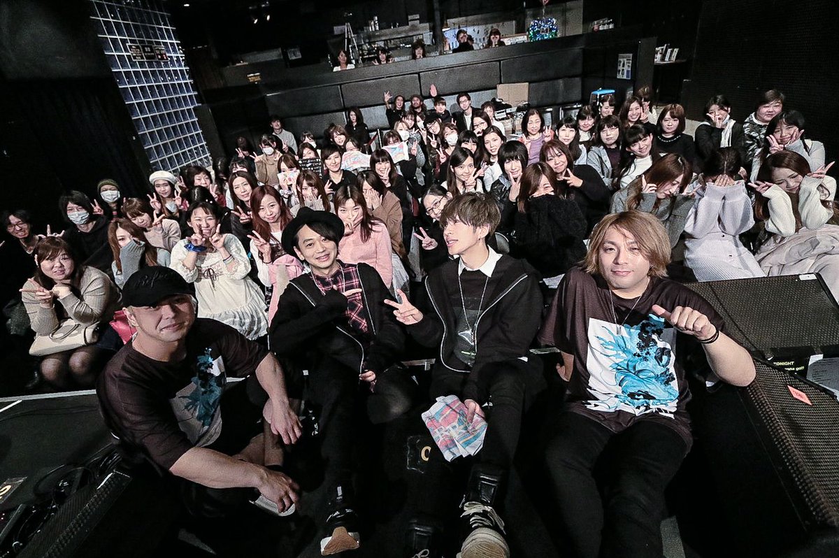 NKMRSDMOFFICIAL's tweet photo. 今日12/22 代官山LOOPにてReFrain ReFrainの活動を終えました。
携わって下さった全ての人のお陰でReFrainは音楽を伝えることも活動することも叶いました

ファンの皆 リスナーの皆 メンバー スタッフ 代官山LOOP 自分の兄さん達
本当にありがとうございました。
自慢のファンのみんなと 全ての人達へ https://t.co/jchcQfVpom