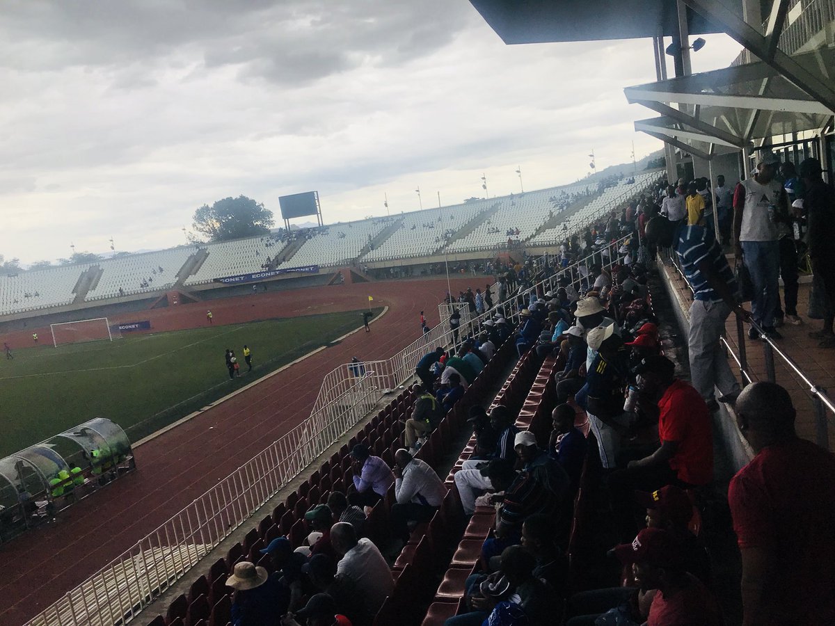 PMRadioFM's tweet photo. It has started to drizzle slightly here at Setsoto Stadium and the fans are moving around for cover. #MatlamaFCvsLioliFC #PMRSports #PMRadioFM https://t.co/AKl6VG6P2W