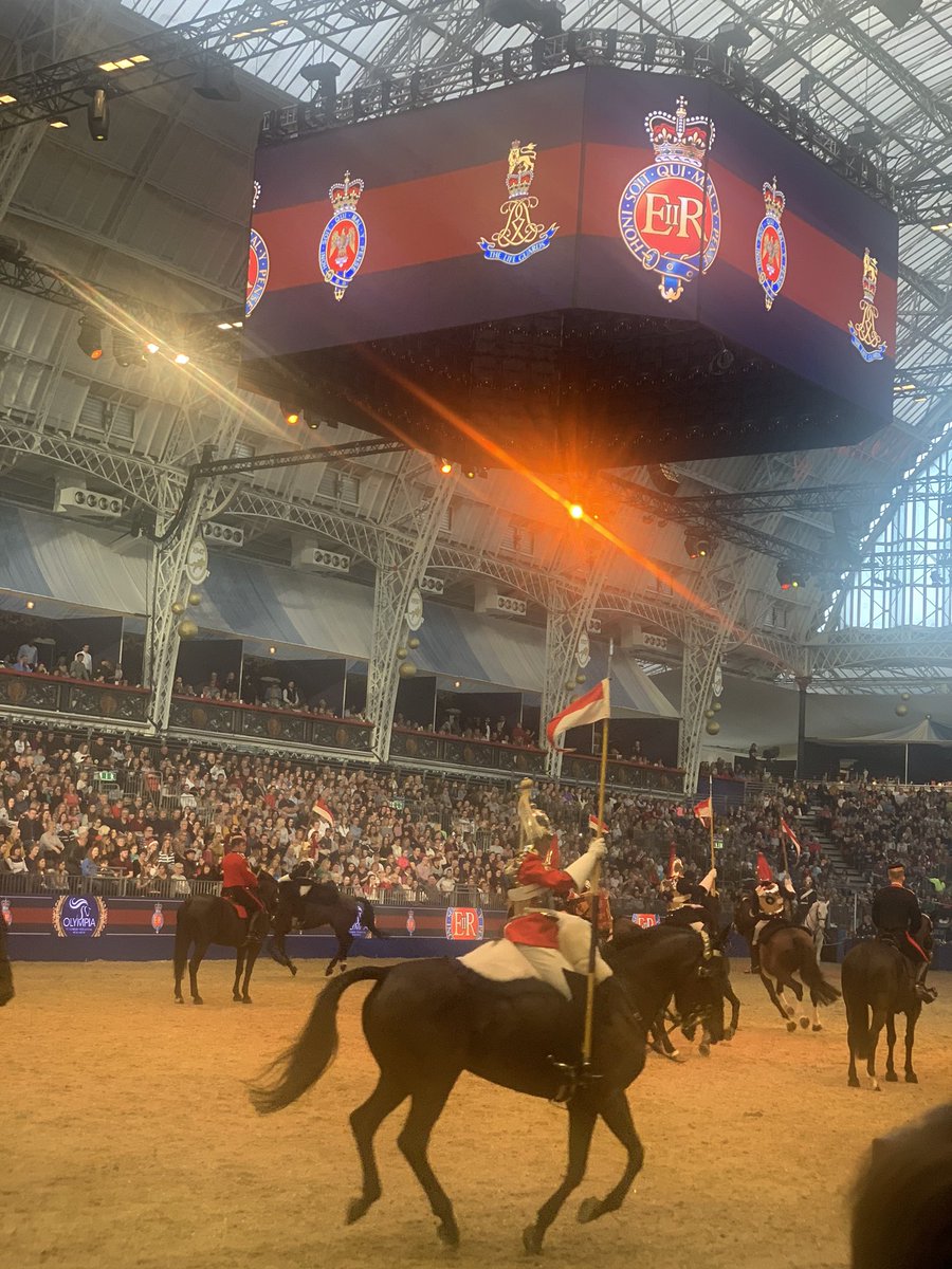 BurnsGunz's tweet image. Joseph Burns thrilled with the horses on display - a fantastic family event #olympiascreen