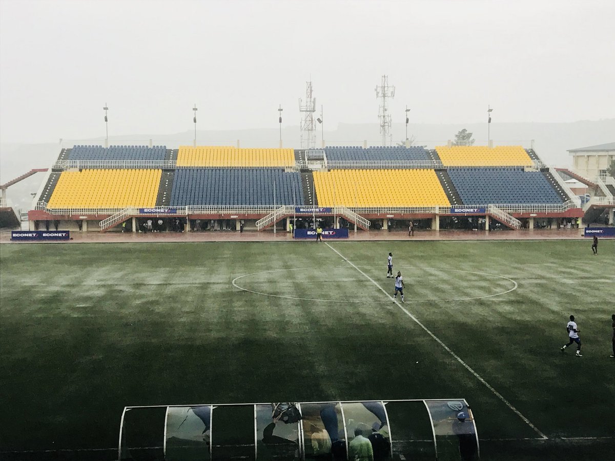 PMRadioFM's tweet photo. Fans have taken shelter under the grand stands as it’s pouring down cats at dogs here at Setsoto Stadium. 

#MatlamaFCvsLioliFC #PMRSports #PMRadioFM https://t.co/C8QyQlD8U6