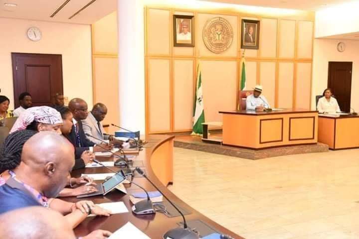 Luchi _Gloria tweet media