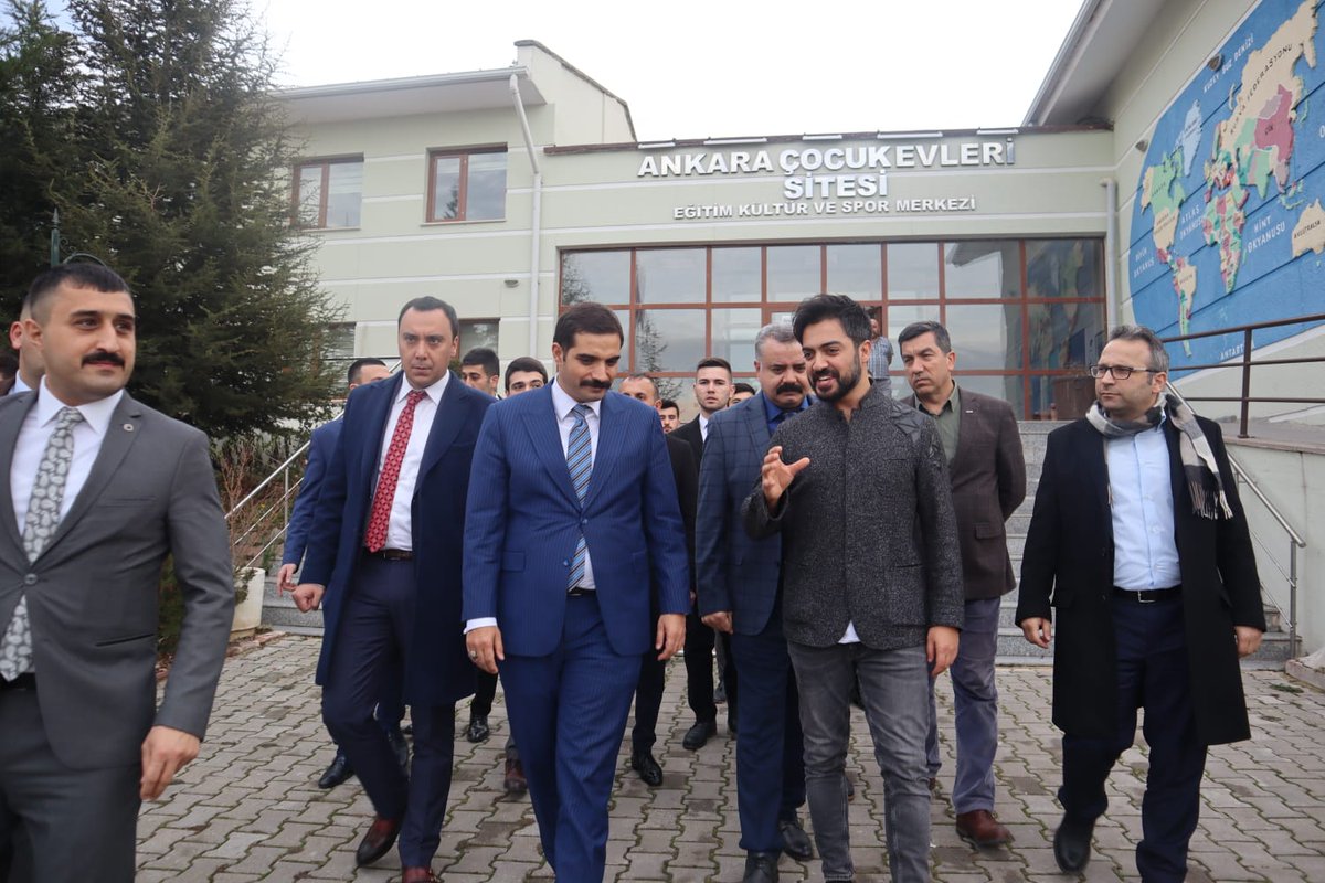 ulku ocaklari on twitter ankara saray cocuk evleri sitesi ndeki yavrularimizi turk pop muziginin guclu sesi yusuf guney ile bulusturduk bu anlamli davetimizi geri cevirmeyen sayin yusuf guney e tesekkur ediyoruz https t co jz8yisxlus twitter