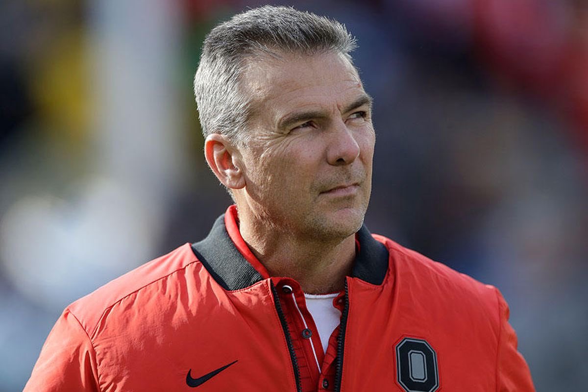 DollarDogNick's tweet photo. “You’re telling me there is another Harbaugh brother I could embarrass yearly?” 

-Urban Meyer considering the #Browns job, probably https://t.co/Tl52q8MEbt
