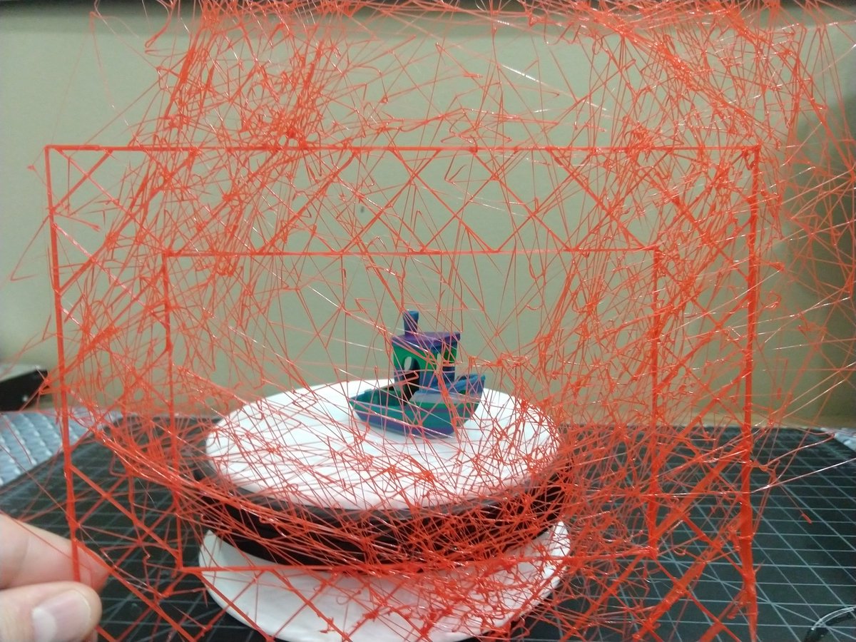 CareFudundae's tweet image. Check out this sweet picture frame I designed (a quick prototype print with no top or bottom layers and obviously not enough bed adhesion). #3dprintingfail