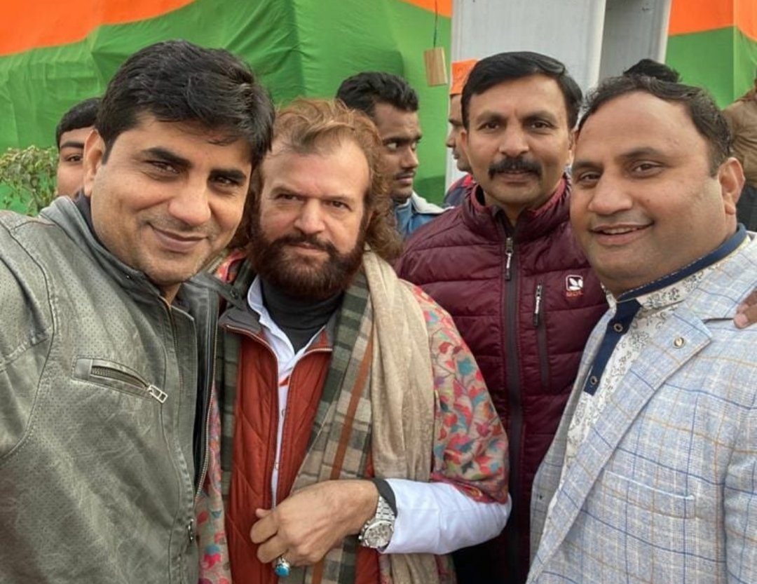HRH4BJP's tweet photo. इरादे मजबूत हैं विकसित भारत का प्रयास है।
दिल्ली के हर जन को मोदी जी में ही विश्वास है।।

आज रामलीला मैदान से एक उद्घोष उठा "विविधता में एकता भारत की विशेषता" जिसकी गूंज देश विरोधियों के कानों में जब पड़ी तो उनके अफवाहों के बाजार ठंडे बस्ते में सिमट गए। 1/2 https://t.co/iw6ZQWnllo