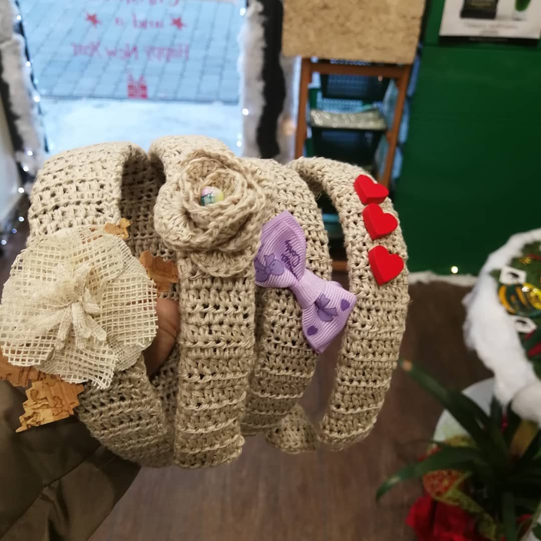 YOUCANN5's tweet photo. Cerchietto realizzato a mano con filo di canapa. Un regalo originale e unico.
€ 15.00
SPEDIAMO IN TUTTA ITALIA 🚛 https://t.co/VYHTT1Gwac