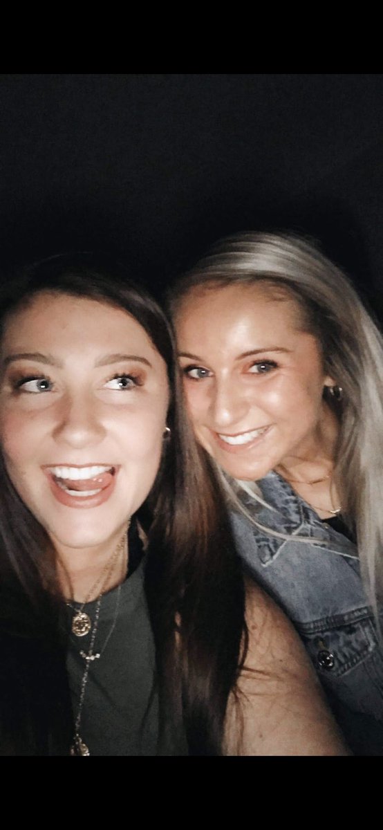 m43208195's tweet photo. screaming haaappy (late) bday to my main, so so blessed for you, I’m thankful for getting so close and for you putting up w me all this time love you long time b 🤗🕺🏻💘💘🥳🥳 @BrookeBurken https://t.co/n5VvBQE3lT