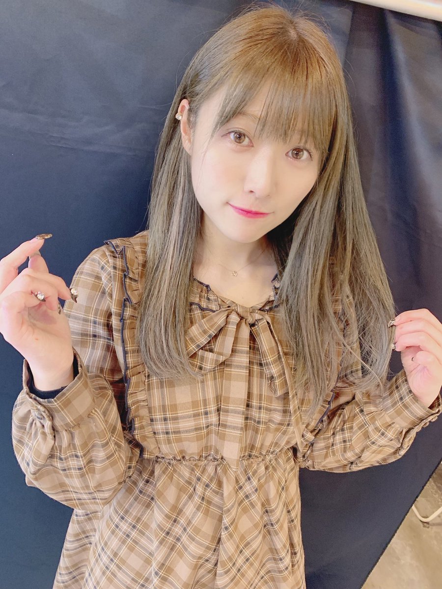 moe__HS's tweet photo. 先日 #resel さんで髪の毛染めていただきました🐮🧡
大分髪質改善されてきたー!サラサラ💗
#ハヤミンカラー https://t.co/zGamZoIA21