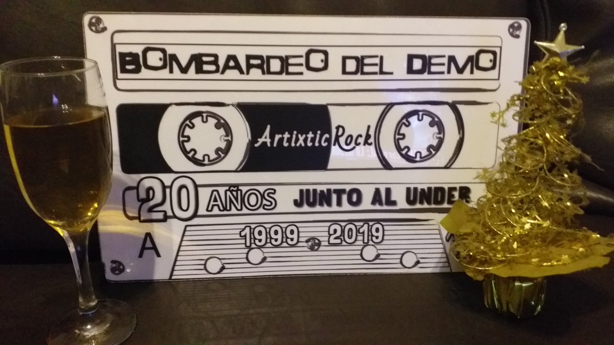 #BombardeoDelDemo20Años: Hoy por <a href="/fmrockandpop/">Rock & Pop</a> 95.9 pasaron #EstadoDeEmergencia #lopeordelmundo <a href="/parteplaneta/">PARTEPLANETA</a> @thehumanoficial <a href="/Atropellorock/">Atropello Carregal</a> <a href="/DelfinesEPM/">Delfines Entrenados Para Matar</a> <a href="/NaranjosRock/">Naranjos Rock</a> , el nuevo EP de <a href="/todoaparenta/">Todo Aparenta Normal</a> #RaroTeo #Vivid.- Domingos 20hs con <a href="/peladotorabe/">torabe marcemartinez</a> - Felicidades a Todos!!!.-