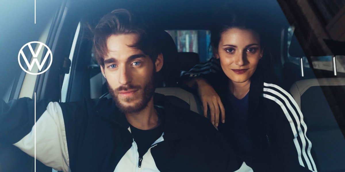 tomasamorena's tweet photo. Las marcas @vwargentina y @adidasAR se unieron y la alianza se hace pública en el Stand de VW de Cariló. La marca deportiva llevará adelante desde allí #AdidasRunners. Además, una fuerte producción audiovisual entre ambas firmas con el nuevo estilo #VibrantPower de la Nueva VW https://t.co/FhIuNYkCtF