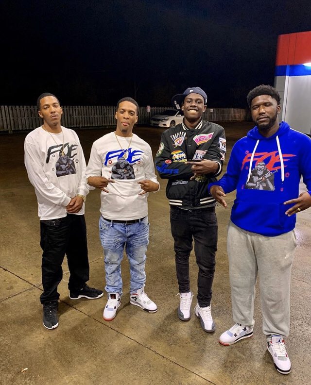 ProductionFoe's tweet photo. Shop FOE Apparel 🦍🔥🔥🔥 #GlendaleCartel https://t.co/VPMU7JAKf1