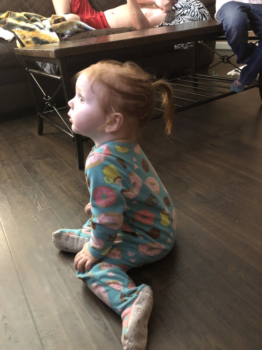 candaceray13's tweet photo. Her first actual ponytail❤️👱🏼‍♀️ https://t.co/jo07mgKTxO