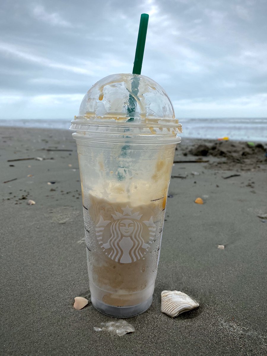 grote_mr's tweet photo. A little @Starbucks at Folly Beach this morning.  I could do this everyday! https://t.co/FiH77zQ8MU