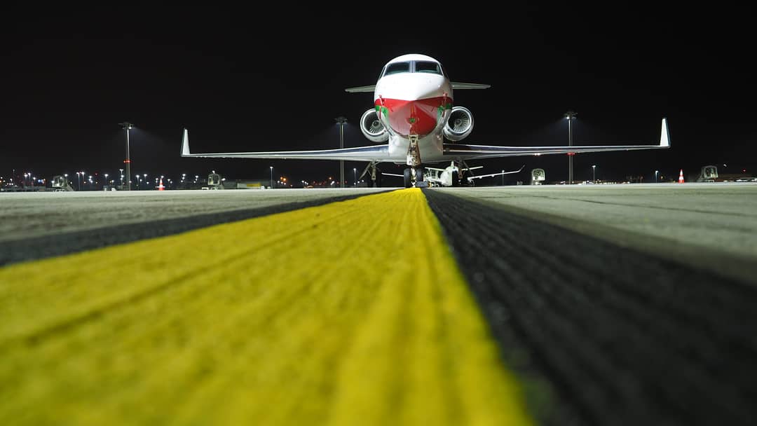 BrunoLauper's tweet photo. Aviation Action Planespotting
@ ZRH WEF Traffic January 2019
Video on YouTube
by crosswind
#a40ae #a4oae #gulfstream #gulfstreamgvsp #omanroyalflight #nightspotting #airsidefotozurich #WEFTRAFFIC #weftour #planespotting #zurichairport #ZRH #lovezrh #aviation #ontheline https://t.co/7TX9guBJpA