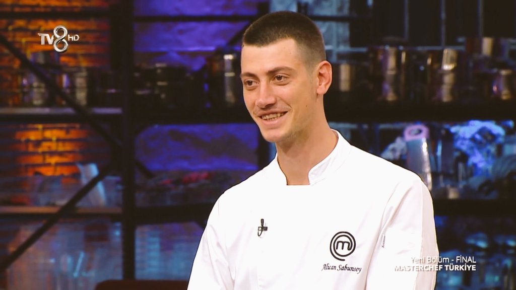 OzAkfc's tweet photo. Bu ne ya Şaka mı bu Lan Bu tabaga 7 8 ve 7 verilir eğer bu tabak ve Alican eğer #MasterChefalican olmazsa yazıktır günahtır Kesinlikle hak yenildiğini düşünüyorum ve benim için #Masterchef2019 Şampiyonu @AliSabunsoy01 Alicandır yolun hep açık olsun adam #masterchefturkiyefinal https://t.co/ECz4mbyhyi