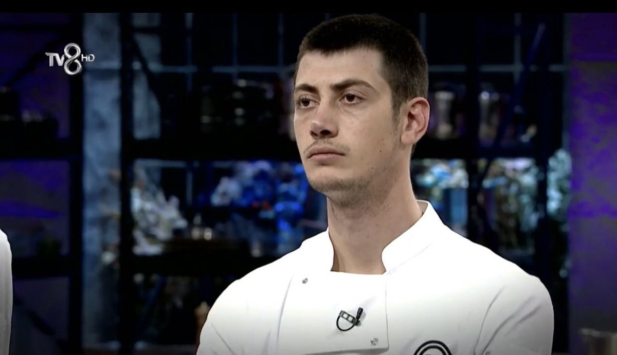 OzAkfc's tweet photo. Bu ne ya Şaka mı bu Lan Bu tabaga 7 8 ve 7 verilir eğer bu tabak ve Alican eğer #MasterChefalican olmazsa yazıktır günahtır Kesinlikle hak yenildiğini düşünüyorum ve benim için #Masterchef2019 Şampiyonu @AliSabunsoy01 Alicandır yolun hep açık olsun adam #masterchefturkiyefinal https://t.co/ECz4mbyhyi
