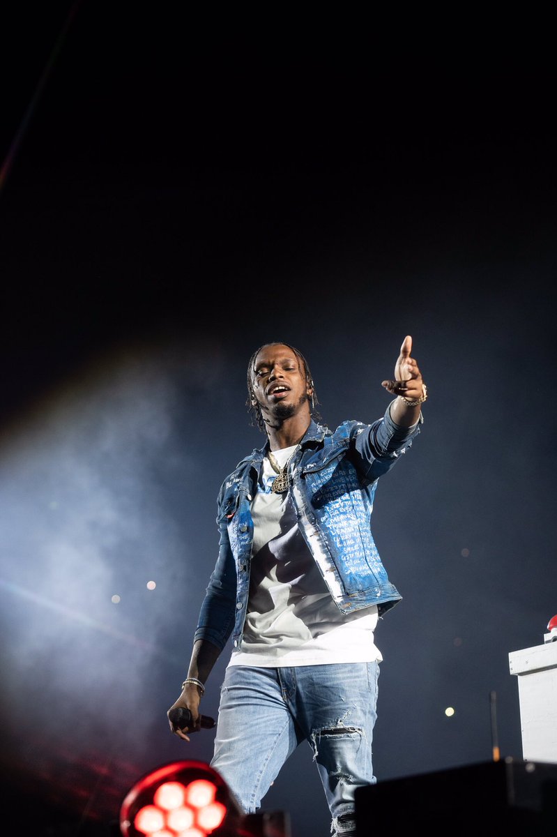 iShootHumans's tweet photo. @KreptandKonan at the o2 with Stormzy #london #londonphotographer #stormzy #livemusic https://t.co/HSnsY1Lt71