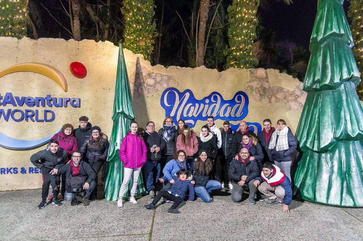 AMSantaAnna's tweet photo. Este año l' Agrupació Santa Anna no ha podido acompañar a los pajes reales porque Comisión de Reyes de el Vendrell a decidido innovar y probar nuevas opciones @elvendrell_cat @CulturaVendrell @Tot_Vendrell @Turismevendrell @culturacatalana #elvendrell #vendrell #tarragona https://t.co/Rcb7v4P4St