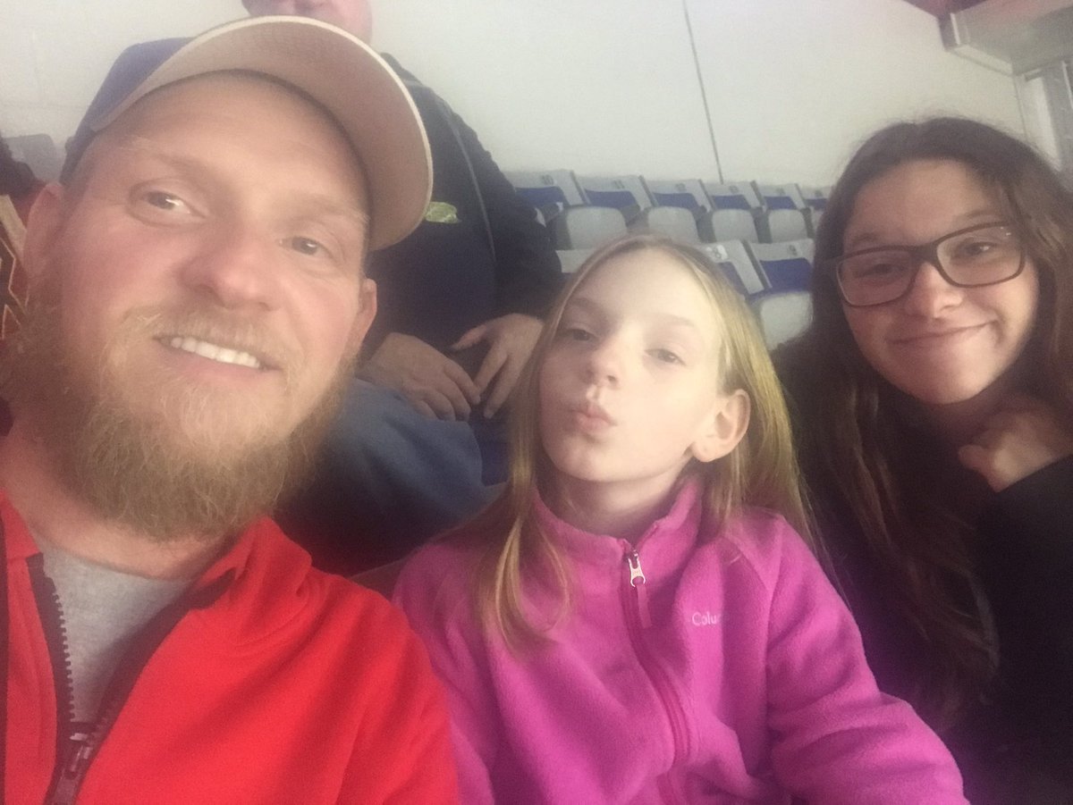 TerryHakes's tweet photo. Daddy/Daughters date night #letsgokomets https://t.co/OrS8Xd6JcF