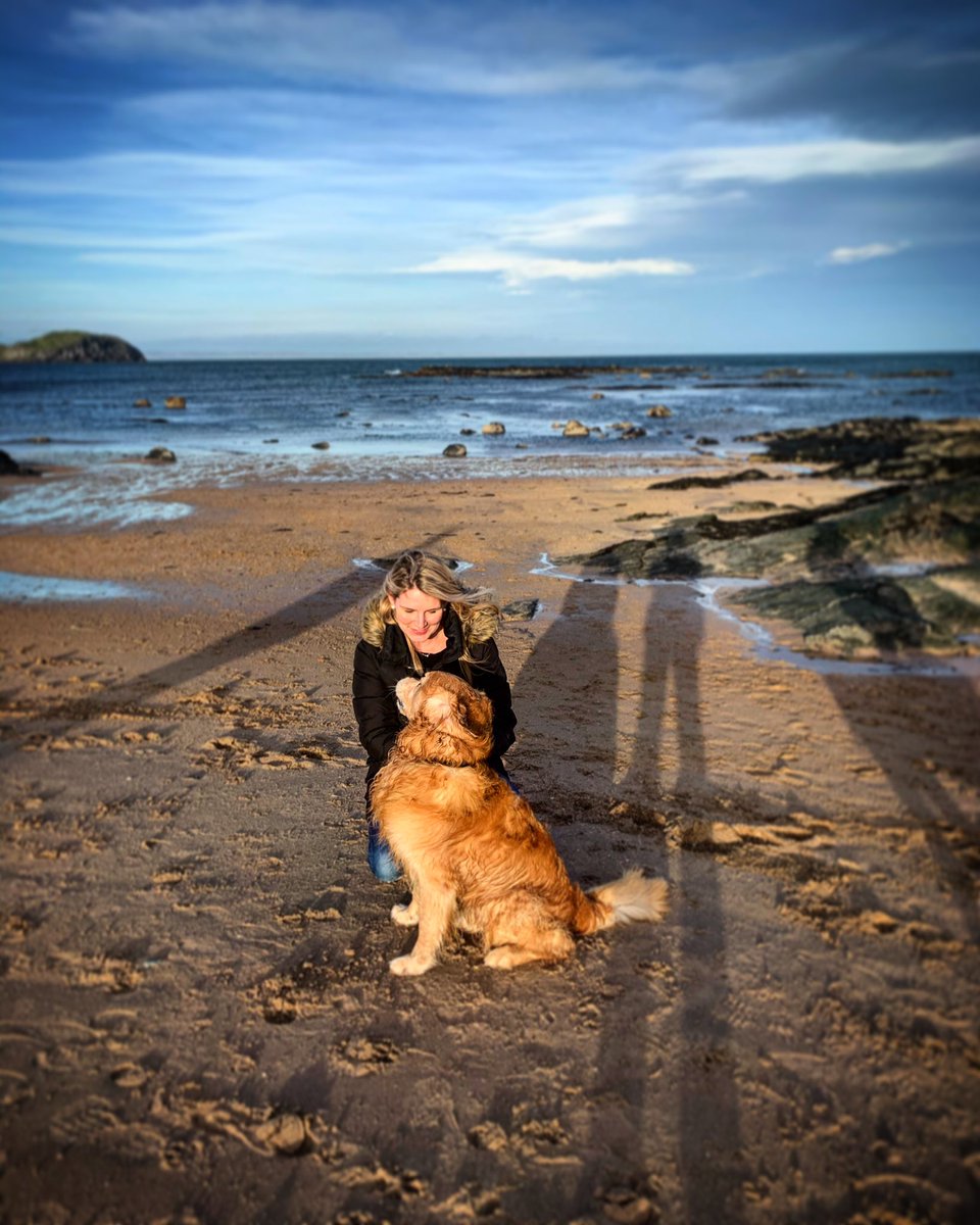 alanarae03's tweet photo. #merceractive over the holidays means walking my favourite boy! #northberwick #beachwalks #familytime https://t.co/LKx8Dv94mY