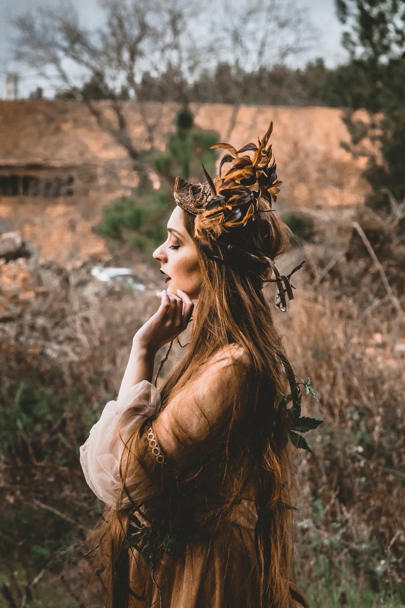 diana_therose's tweet photo. #Model: #DianaRosa
#Photography: #IngaPyata
Production: #AnaLuar
MUA: #AndreiaCarvalhais
#photoshoot #modeling #fineart #enchanted #fairytale #whimsical #verylonghair #redhead #redheadwoman #naturalhair #fantasy #elegance #romantic #beauty #portrait #goddess #headpiece #crown https://t.co/SFzTILjREW