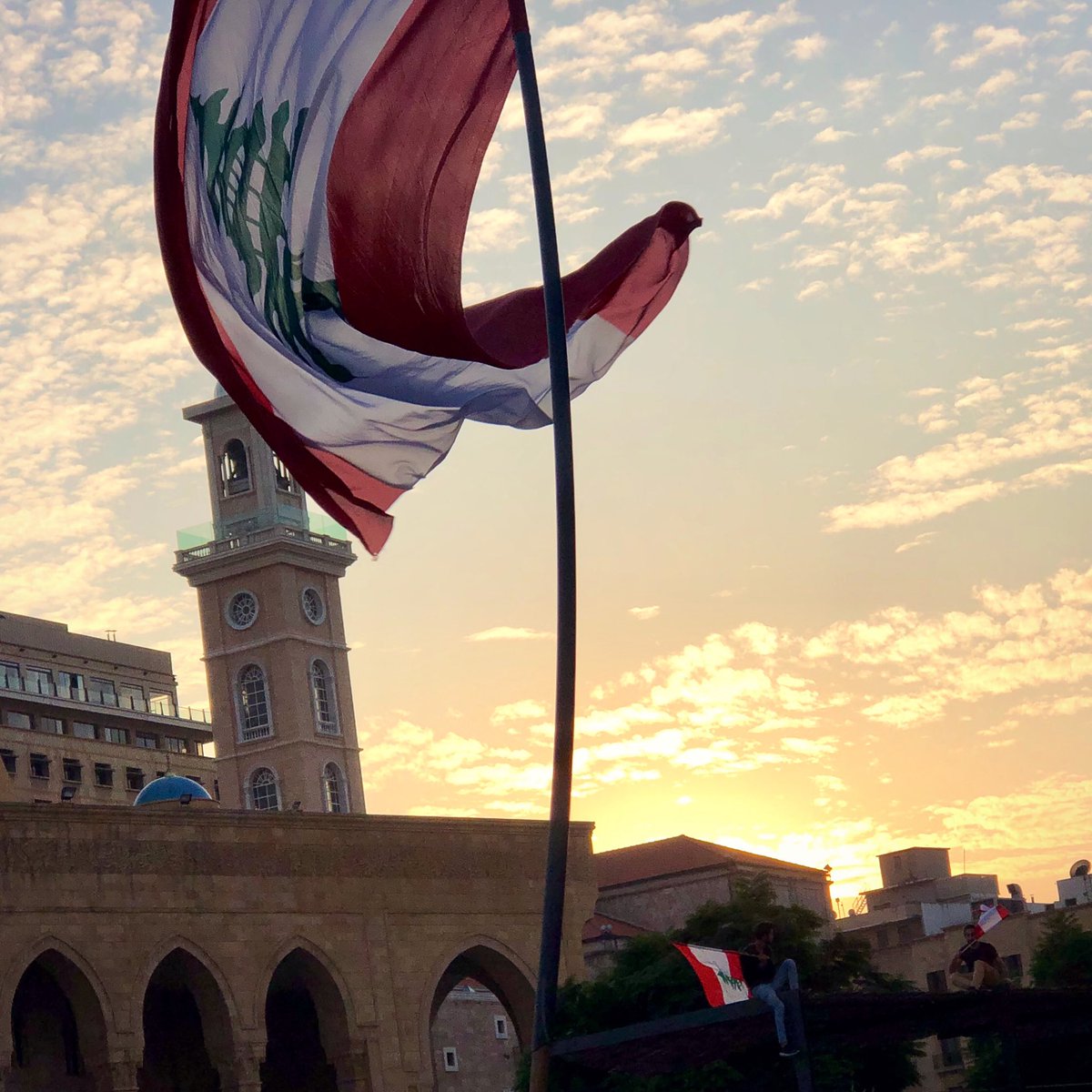 TaniaArw's tweet photo. Picture taken on 22 November 2019, a day that was marked by so many strong symbols; a day of civil communion.
#FirstTweet #backtweeting https://t.co/jbVhWV8QZB