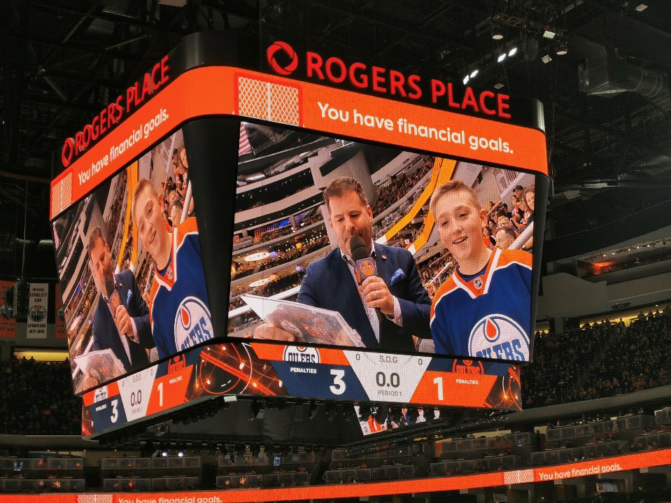 Pretty happy for my little man. Won $1000 towards RESP ⁦<a href="/scotiabank/">Scotiabank</a>⁩ at #OilersSkills competition today.
