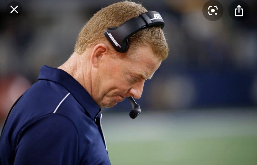 julpz115's tweet photo. Finally Goodbye. You can keep the Headset.
#CowboysNation #theclapper #dallascowboys #firegarrett
#dallas #nfl https://t.co/MYe8AyvDi4