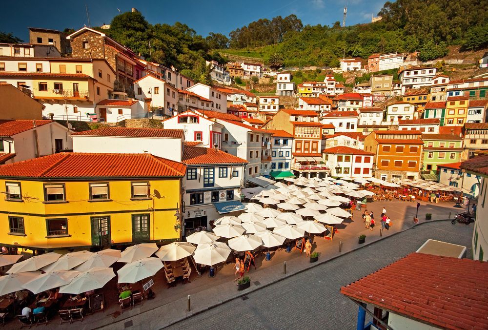 EspanaEnLatam's tweet photo. #Cudillero has much more to discover than what you might think.
Do you know it even has its own dialect? Pixueto! 😀
👉https://t.co/oTjIR9nRVK
#LovelyVillage #Asturias #SpainCoast #InGreenSpain #WinterInSpain #XmasInSpain #SpainRoute #VisitSpain
@TurismoAsturias @cuditurismo https://t.co/wpygjEplCH