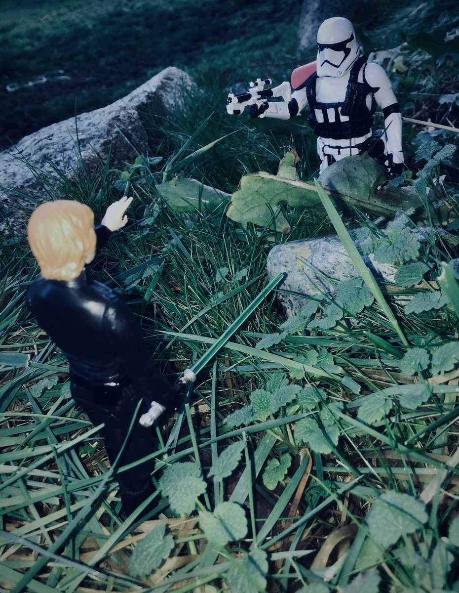 SpaceMan225's tweet photo. #photography #starwars https://t.co/5RNsBCvynP