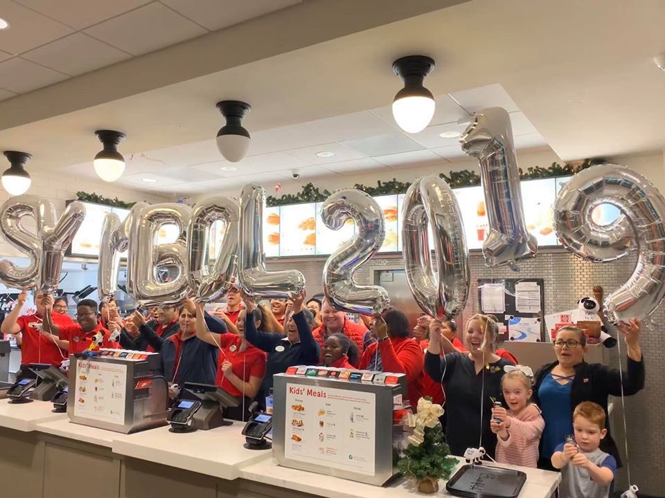cfasummerwood's tweet photo. Thank you to all of our customers for the support this year! Because of you, we achieved Chick-fil-A’s Highest Award for sales growth called Symbol of Success! We are so grateful to be part of this community - Graham &amp; Jana Kilgore https://t.co/Fkmn80ZZAH