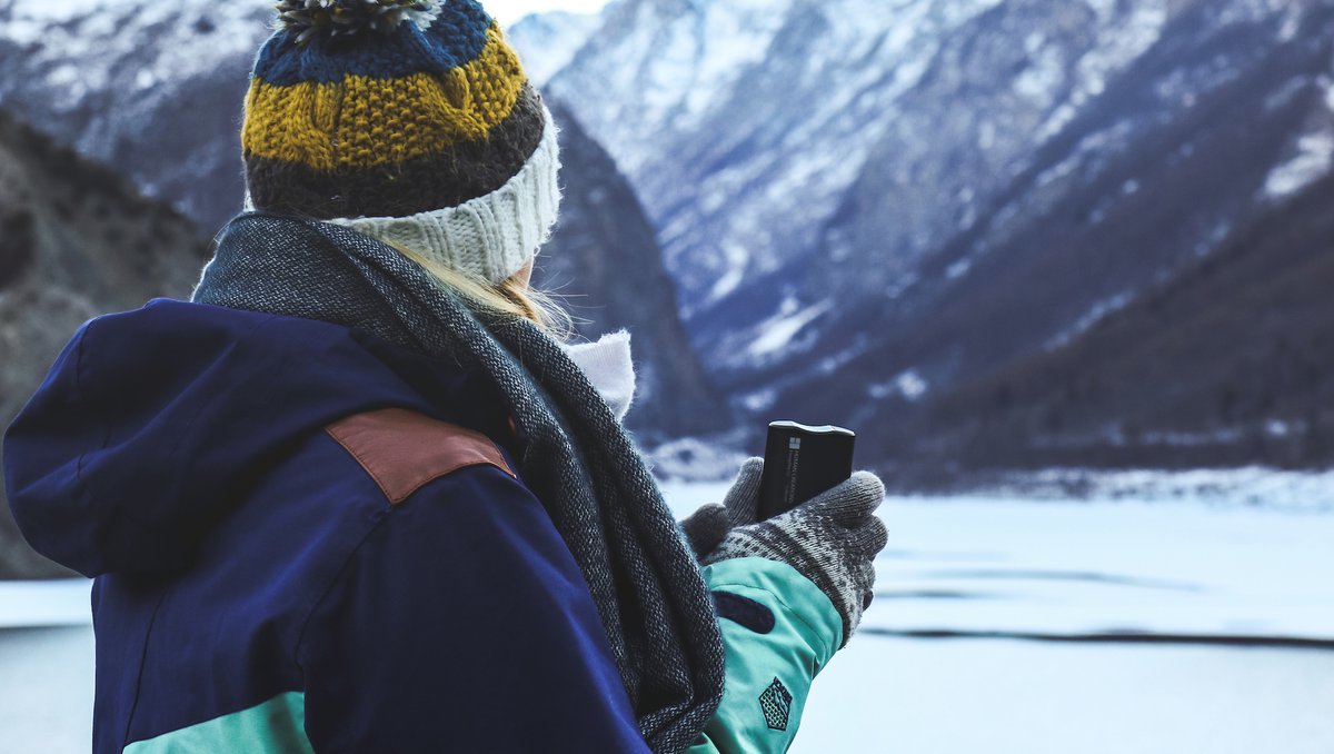 TrueToSource's tweet photo. New year new changes... But the weather still hasn't changed!  Keep yourself warm and cozy no matter where you are with #HumanCreations EnergyFlux G3!⁠
https://t.co/NIL2RSFIUU

#EnergyFluxG3 #Handwarmer #portable #EnergyFluxG3 #winterseason #charger https://t.co/Pe3cOT7T3x