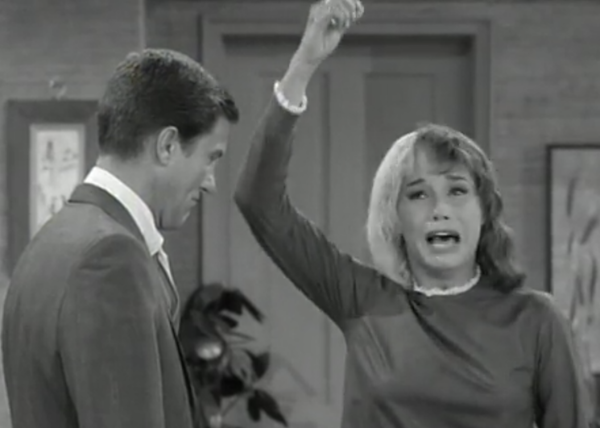 ClassicMovieHub's tweet photo. Favorite Laura Petrie Moment? https://t.co/QVUO2ehX6N