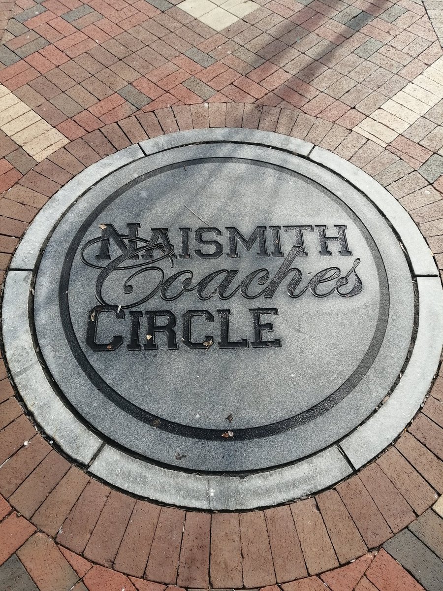 leomargo's tweet image. Estuvimos en el Naismith Memorial Basketball Hall of Fame de Springfield, Massachusetts y no hay forma de poner en palabras todo lo que se ve y se disfruta.
Se viene un hilo larguísimo con todo lo que pudimos capturar con @isonpatoco.
💚