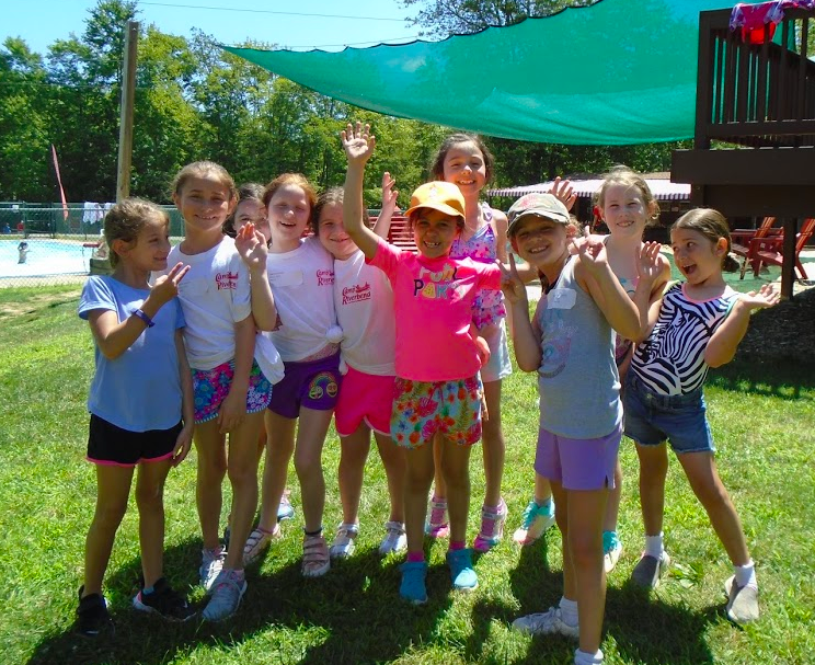 CampRiverbend's tweet photo. "Only a few more days left to take advantage of our Early Bird special and save up to $300 per camper!  This discount ends December 31st and there is limited space available for summer 2020.  You can switch weeks (as long as there is space) through March 1, 2020.

#campriverbend https://t.co/fge5PTEQRn