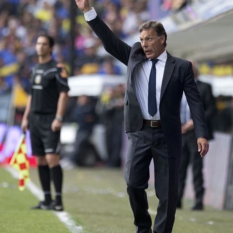 ⚠️ Mañana a la tarde presentarán a Miguel Ángel #Russo como nuevo entrenador de #Boca.

➡️ Lo acompañaran Hugo #Ibarra y Leandro #Somoza en el cuerpo técnico.