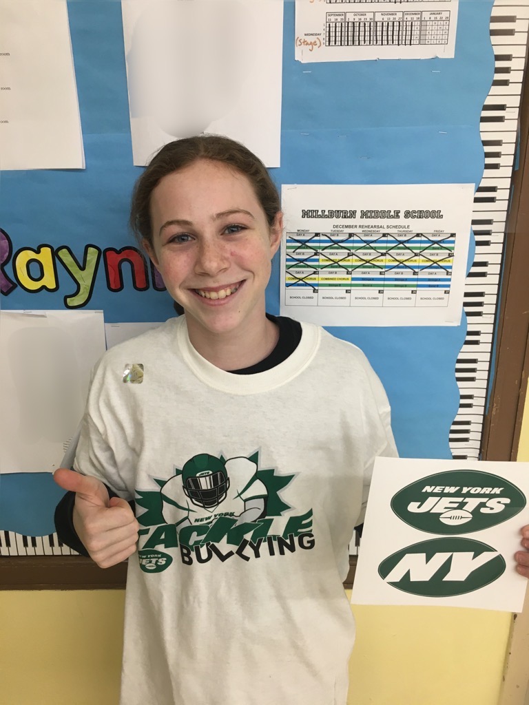 MMSGuidDept's tweet photo. Mandy is the  @nyjets Upstander of the Week for Week 17. She's a true role model and a positive force in the 8th grade at Millburn MS. @STOMPOutBullyng #JetsTackleBullying @MillburnMSPrin @millburnschools https://t.co/4xZXPua2DA