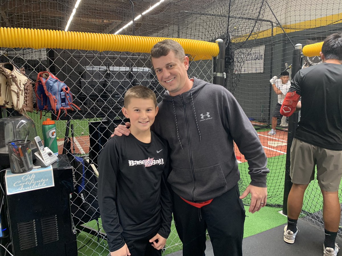 PrestonBSBL's tweet image. Great annual #HittingLesson with @DavidRing4.  Great to finally also meet @nathan_russell8 for some valuable input.  #YouthBaseball #TravelBaseball #Baseball #SanDiego @Padres #12U #Offseason #Padres #SD @PerfectGameUSA @USSSABSBL #MLB #CageRat #GYMR #BSBL