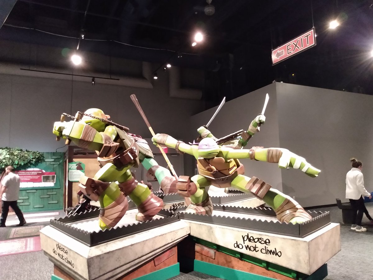 GertrudeBrooke's tweet photo. #Grownupfieldtrip reminds us that @COSI is for young and young at heart.
#ExploreOhio #NinjaTurtles #TMNT #ExploreColumbus #ScienceMuseum #Ocean #StreetOfYesterday #Progress https://t.co/v7oaLLsWgk