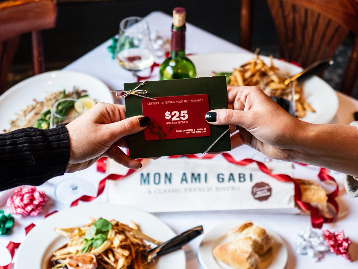 Don't miss out: tomorrow is the last day to earn your $25 Holiday Bonus when purchasing $100 in <a href="/LettuceEats/">LettuceEntertainYou</a> Gift Cards! bit.ly/2pnw6N7