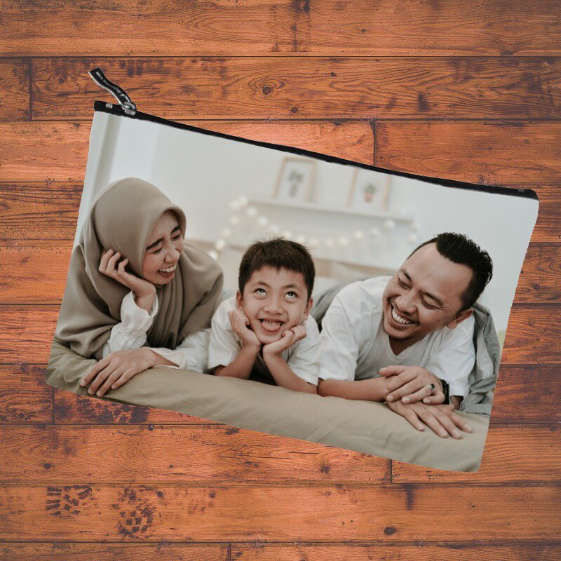 bagettes's tweet photo. We admit it, we're a little sentimental. We love seeing your beautiful moments captured forever on our photo bags, and we can't wait to see what 2020 has in store for you all.

🎆👝 #newyearnewyou #happynewyear #makingmemories #thehappynow #joyfulmoments #beautiful #bagettes https://t.co/kuk6s8eRSu