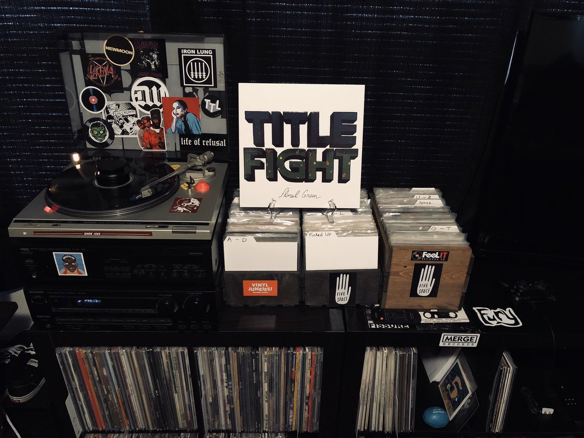 nahfuckallthat's tweet photo. #CurrentlySpinning #TitleFight #FloralGreen https://t.co/ZXz5I6nT3B
