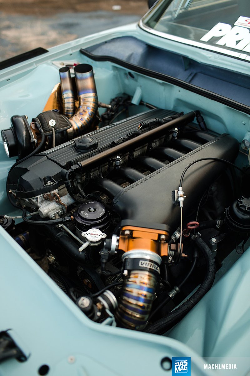 PASMAG's tweet image. Fully built from the ground up, and sporting a big top-mount #PrecisionTurbo 62/66 turbocharger with an OCD Works T51R mod, it’s immediately apparent that this power plant is no joke. bit.ly/2Q5buDB #pasmag #bmw #s52 #schmuckbuilt #vacmotorsports #jepistons #rktunes