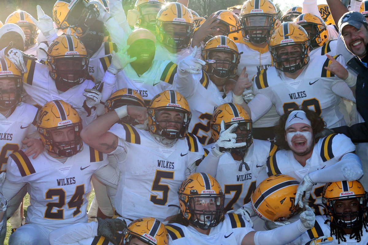 CoachRogers13's tweet photo. Of all the stats from the 2019 @WilkesFootball season, my favorite: We played 7 games that were one TD games in the fourth quarter. We won 6 of those. 

Tough guys. Come join the culture. Be different. #OnePercent https://t.co/tQKTHPj4vj