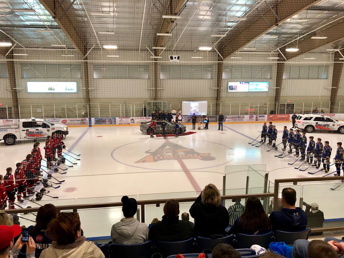 A couple of ⁦<a href="/WPS_Amherstburg/">WPS-Amherstburg Detachment</a>⁩ vehicles hit the ice at the Libro Centre in ⁦<a href="/Aburg_TownHall/">Town of Amherstburg</a>⁩ for the ceremonial puck drop on #BraveBrock night hosted by the ⁦<a href="/amherstburgjrc/">Amherstburg Admirals</a>⁩ Admirals. 🚨🏒🥅 #Amherstburg #GoAburg