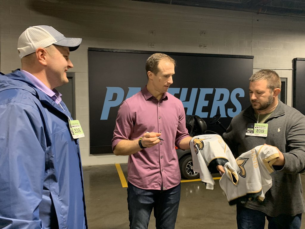 Congratulations to <a href="/USNavy/">U.S. Navy</a> Senior Chief Petty Officer John Sigman on winning a trip to attend the New Orleans <a href="/Saints/">New Orleans Saints</a> vs. Carolina @panthers game today and meet with quarterback <a href="/drewbrees/">Drew Brees</a> after the game! John won this trip through our #EverydayHeroSweepstakes. 🇺🇸