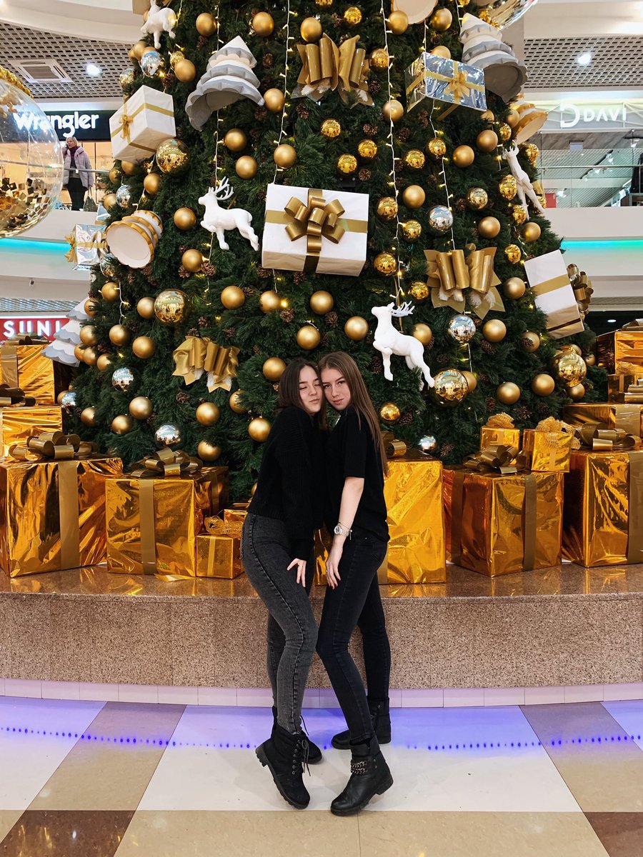 Моя💋👸🏼
<a href="/schepina_kris/">Крис</a>