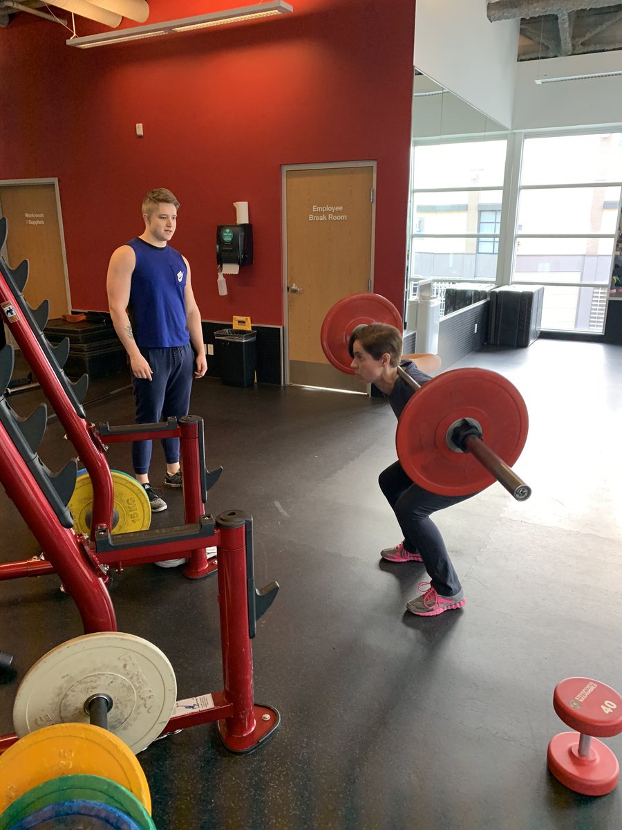 raehanbobby's tweet photo. Working out with our nephew Graysen, who was extremely gracious, patient and supportive. Such a wonderful guy. It was my first workout in over half a year so I’ll be pretty sore tomorrow. 🙏🤓💪🏽
#fitinmylife #ketolife #fitness #HealthyLiving @anandaumar https://t.co/CG2DDKjv3v