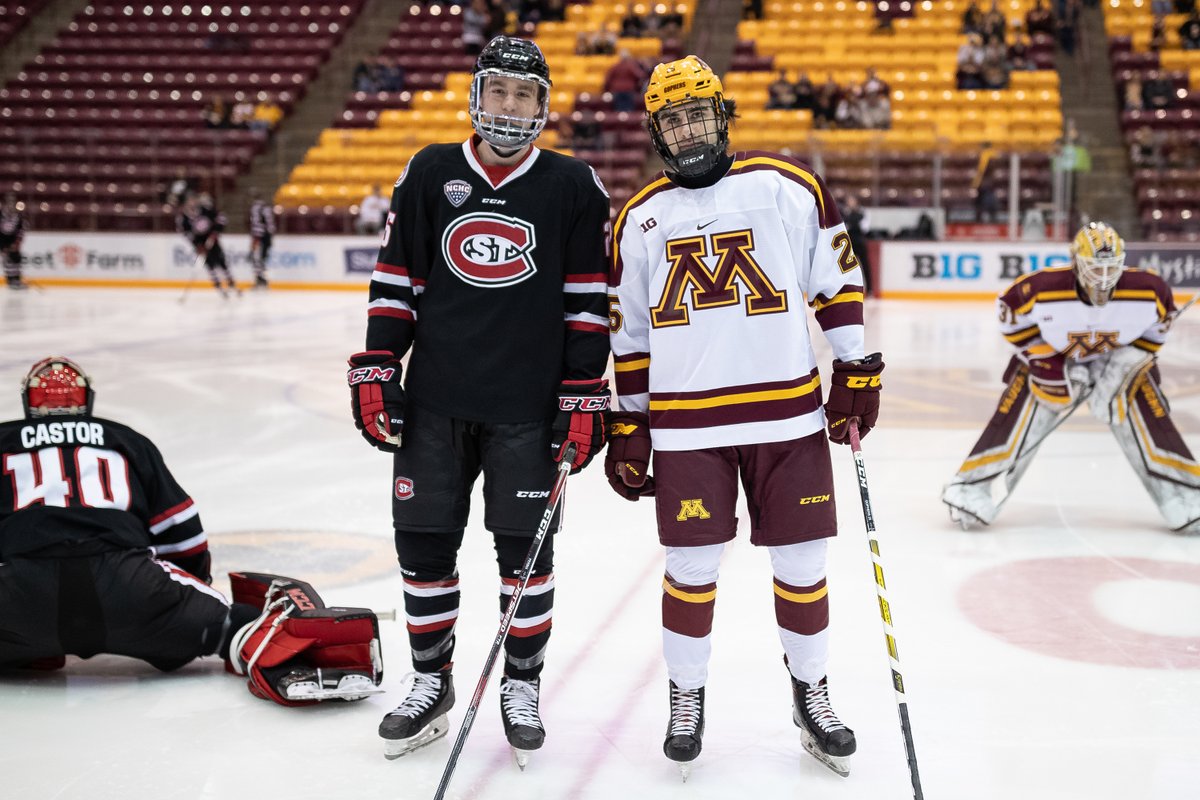 GopherHockey's tweet photo. Brotherly love. Except for tonight. https://t.co/54FzOlIGFt