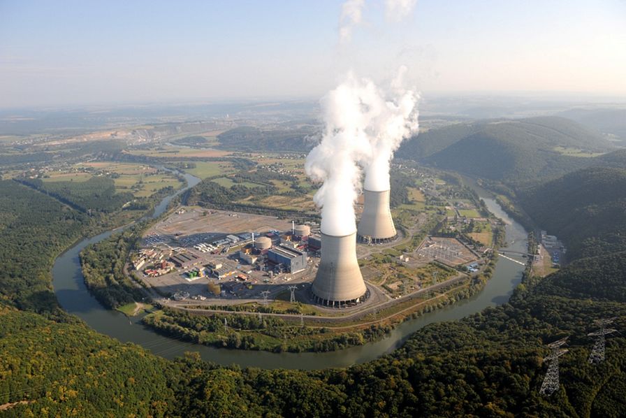 QuadeMallows's tweet photo. Nuclear at the service of carbon neutrality, good news for the French industry
https://t.co/M4t1dC6Bk7
#nuclear #uranium #thorium #repeal140A https://t.co/pqV9uGna0B